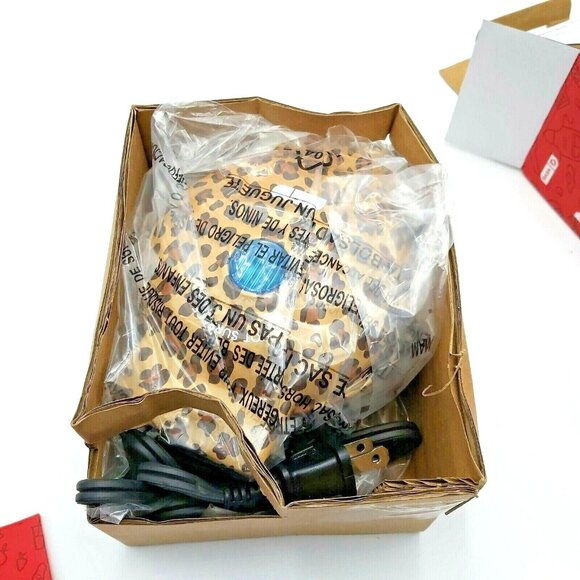 DASH Mini 4 inch Leopard Spots Waffle Maker Electric Get Cookin Good Lookin Box - Picture 7 of 8